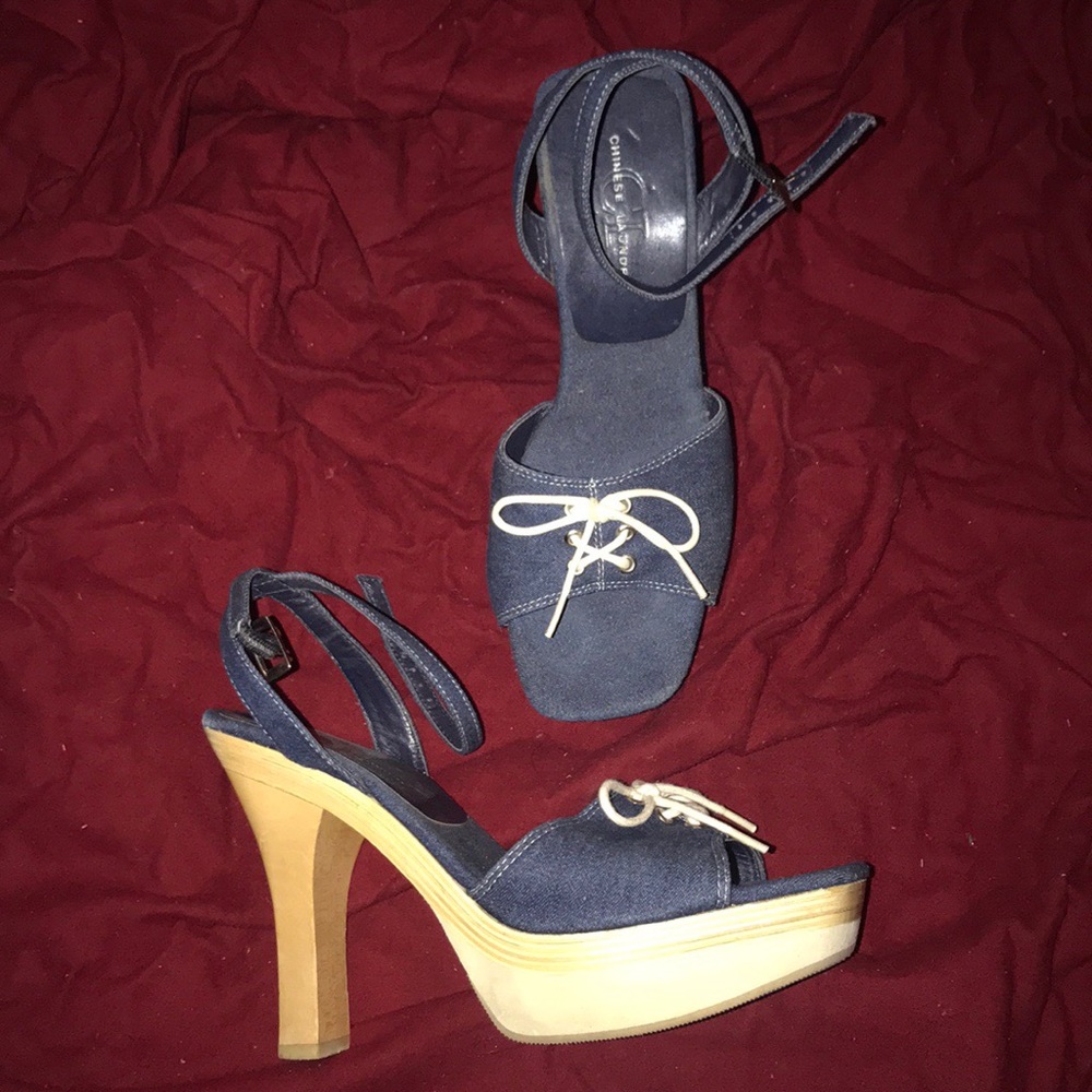 CHINESE LAUNDRY DENIM PLATFORM SANDALS